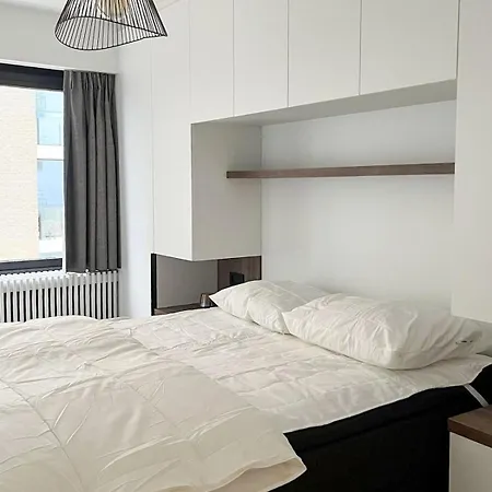 Apartment Huswell - Renovated Beachfront Blankenberge