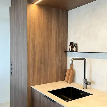 Huswell - Renovated Beachfront * Blankenberge